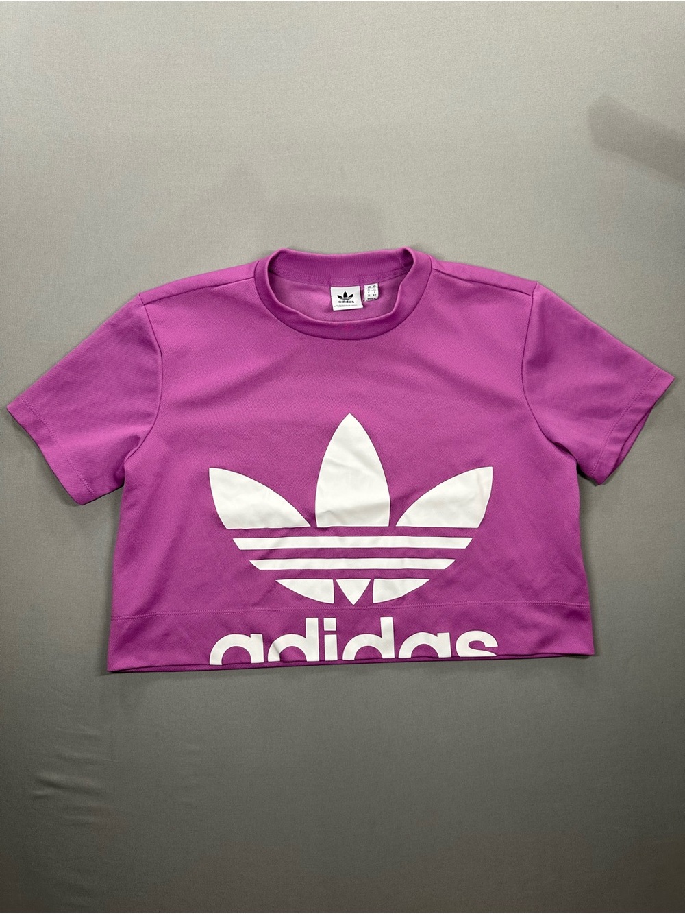 Adidas Cropped Trefoil Graphic Boxy Short-Sleeve T-Shirt - Womens Small